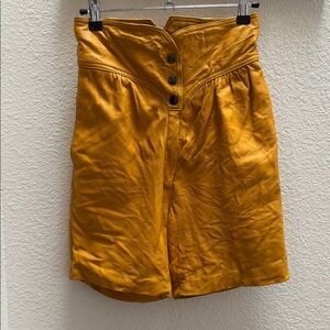 Vintage | High Waist Mustard Shorts